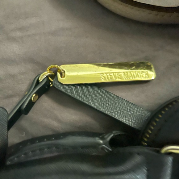 STEVE MADDEN MINI CROSSBODY BAG - Picture 3 of 4